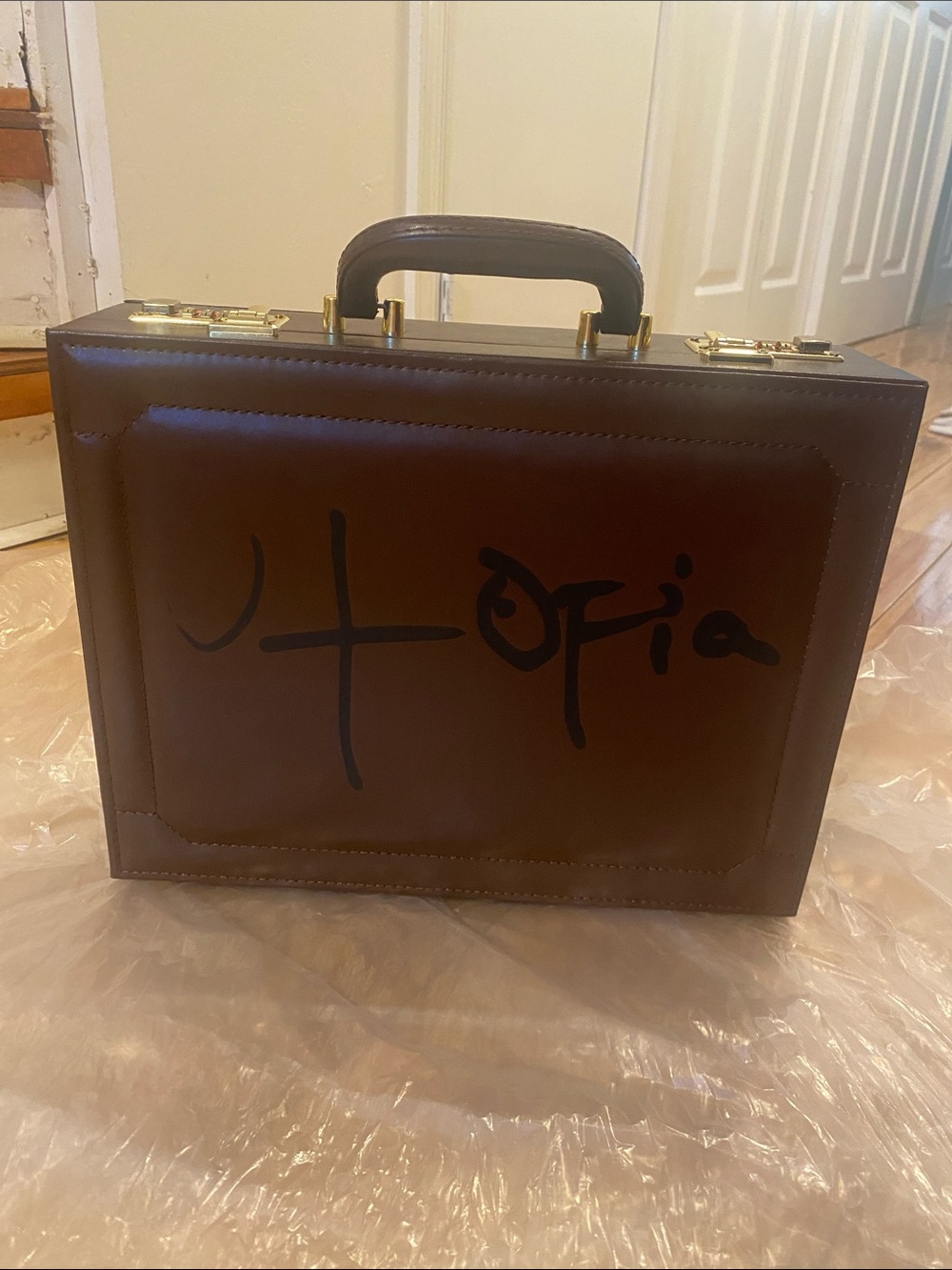 TRAVIS SCOTT “UTOPIA” BRIEFCASE - Limited-Edition Collectable, Brown Learher NWT
